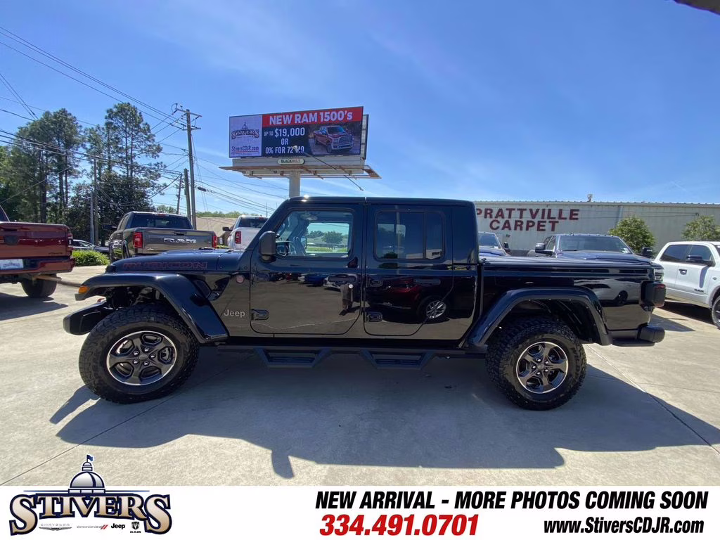 2022 Black Clearcoat Jeep Gladiator Rubicon 4X4 Truck