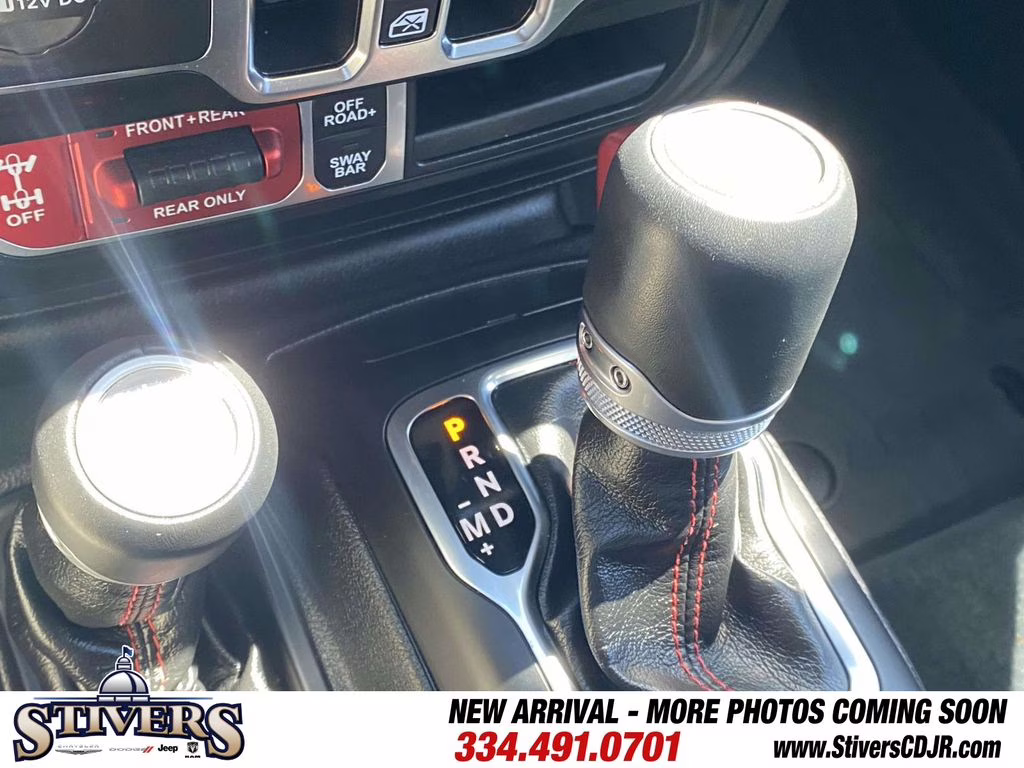 2022 Black Clearcoat Jeep Gladiator Rubicon 4X4 Truck