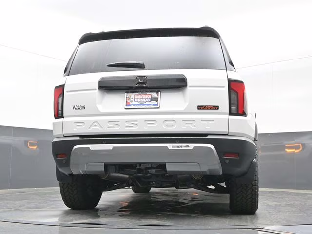 2026 Platinum White Pearl Honda Passport TrailSport Elite Blackout AWD SUV