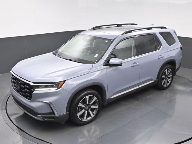 2024 Sonic Gray Pearl Honda Pilot Touring AWD SUV
