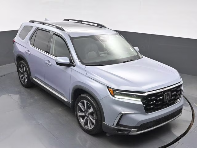 2024 Sonic Gray Pearl Honda Pilot Touring AWD SUV