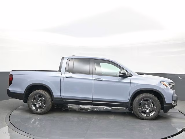 2026 Sonic Gray Pearl Honda Ridgeline TrailSport AWD Truck