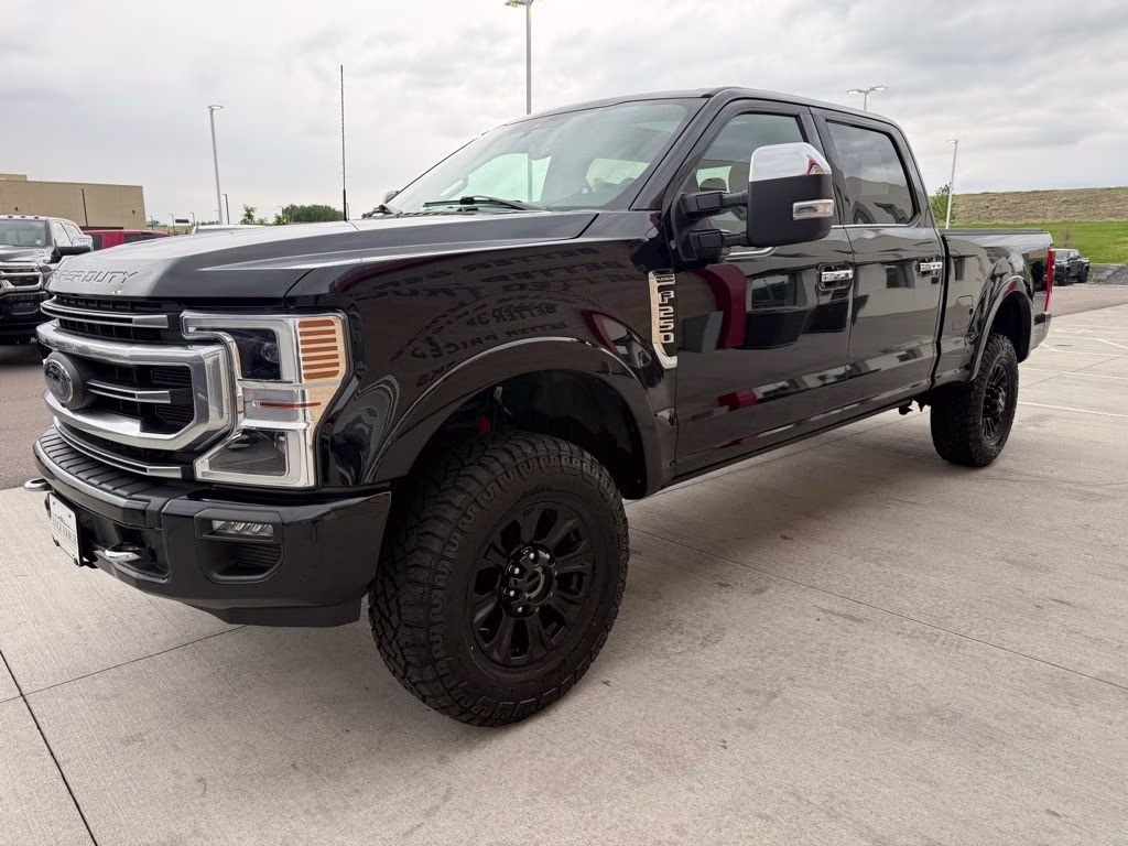2022 Black Metallic Ford Super Duty F-250 SRW Platinum 4X4 Truck