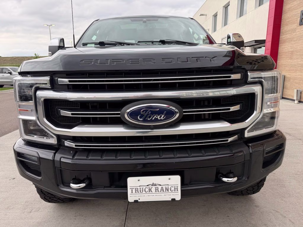 2022 Black Metallic Ford Super Duty F-250 SRW Platinum 4X4 Truck