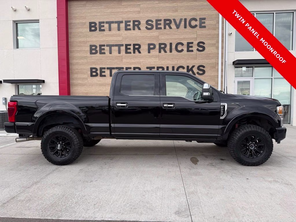 2022 Black Metallic Ford Super Duty F-250 SRW Platinum 4X4 Truck