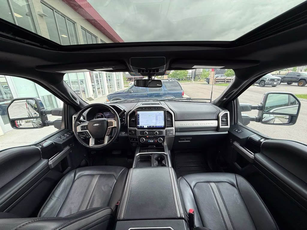 2022 Black Metallic Ford Super Duty F-250 SRW Platinum 4X4 Truck