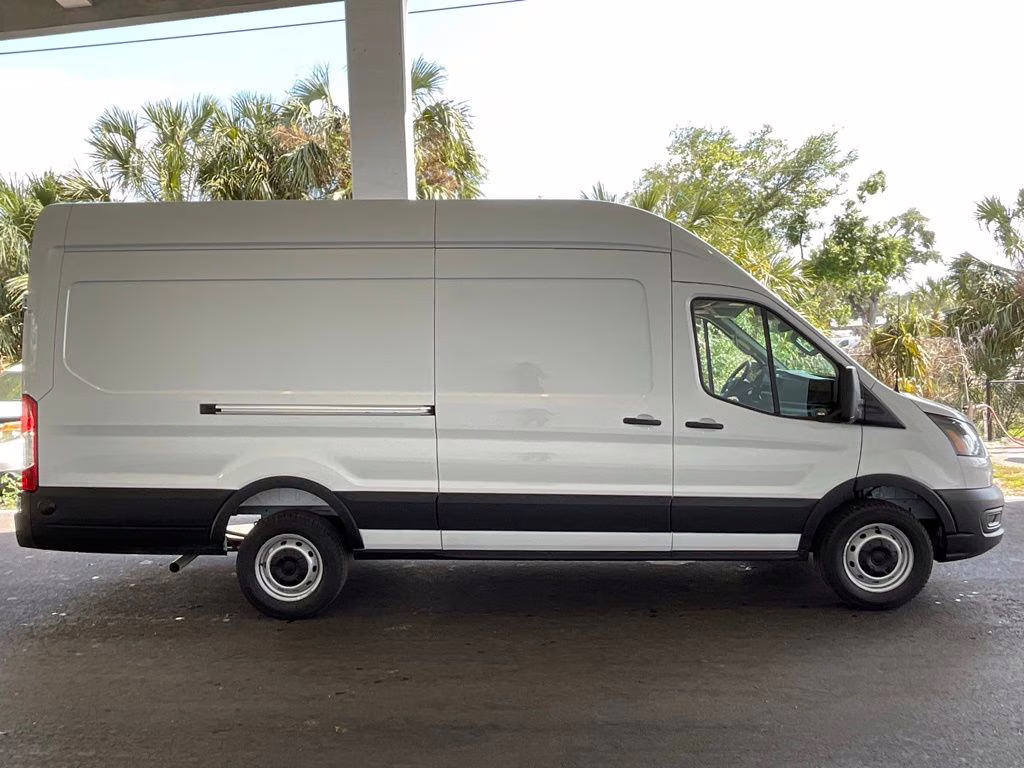 2026 Oxford White Ford Transit-350 Base RWD Van