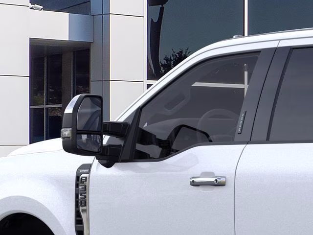 2026 Star White Metallic Tri-Coat Ford Super Duty F-350 DRW Lariat DRW 4X4 Truck
