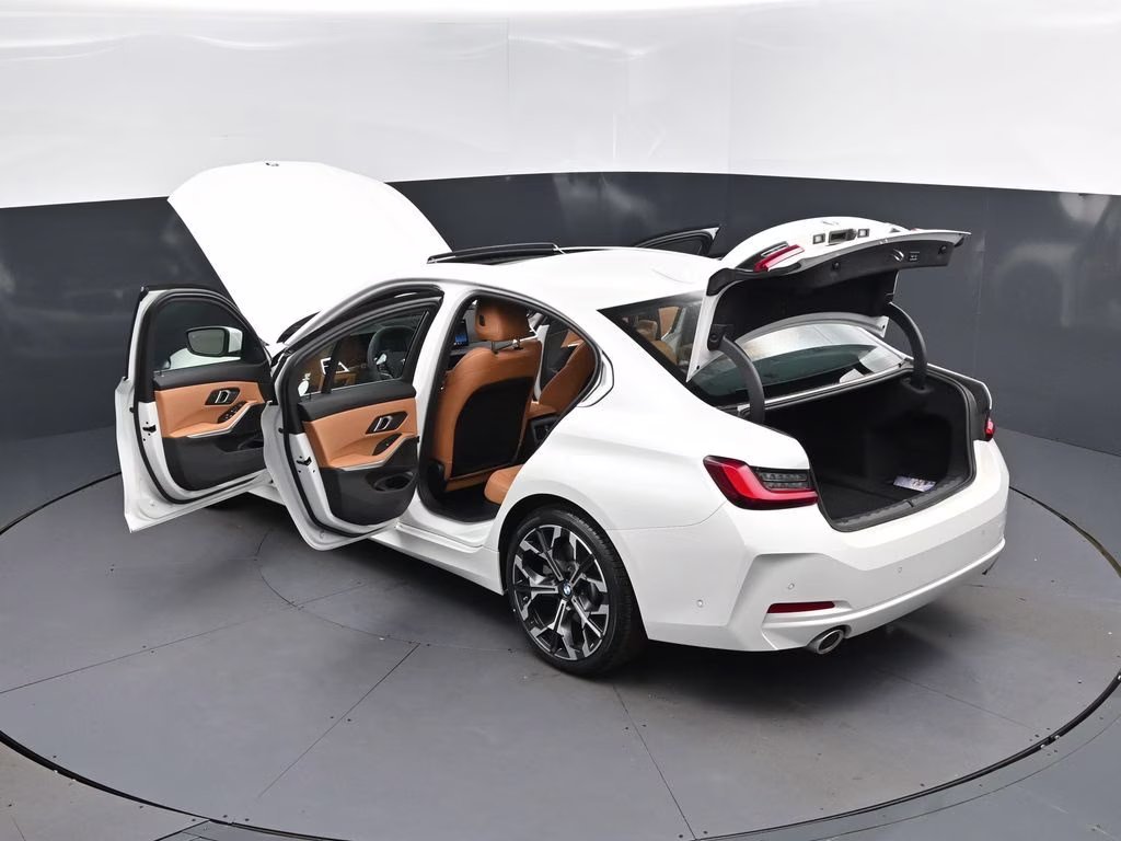 2025 Mineral White Metallic BMW 3 Series 330i RWD Sedan