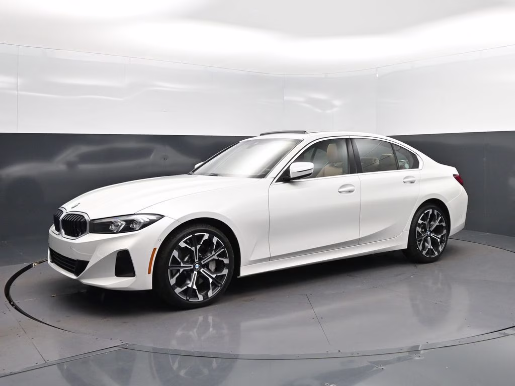 2025 Mineral White Metallic BMW 3 Series 330i RWD Sedan