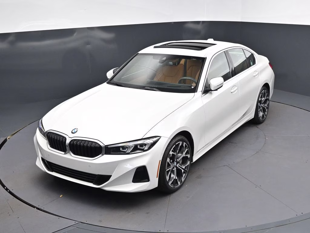 2025 Mineral White Metallic BMW 3 Series 330i RWD Sedan