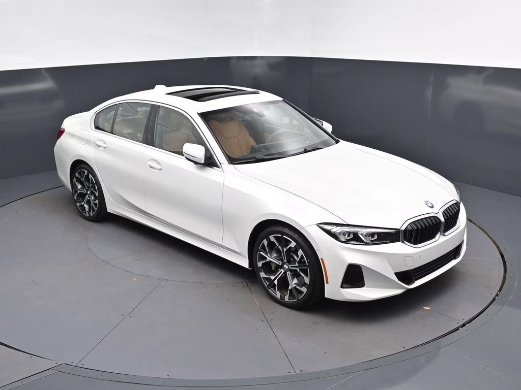 2025 Mineral White Metallic BMW 3 Series 330i RWD Sedan