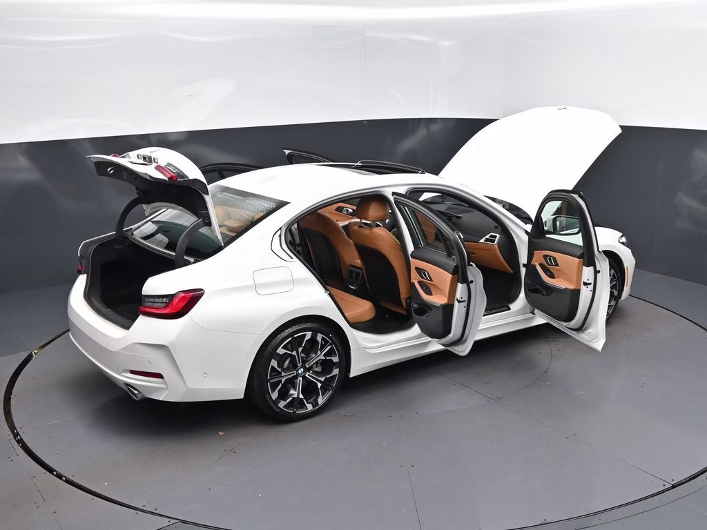 2025 Mineral White Metallic BMW 3 Series 330i RWD Sedan