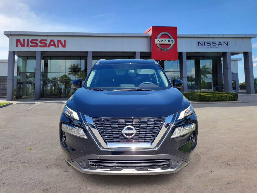 2023 Super Black Nissan Rogue SL FWD SUV