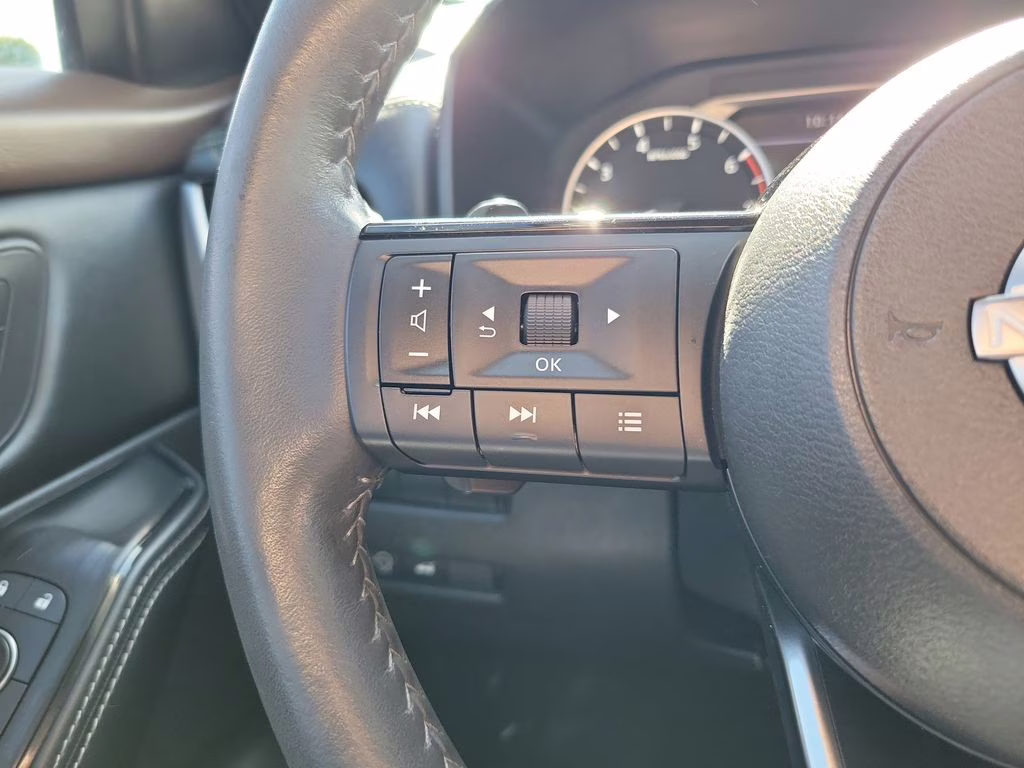 2023 Super Black Nissan Rogue SL FWD SUV