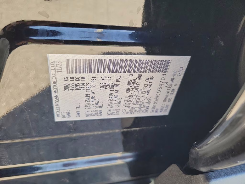 2023 Super Black Nissan Rogue SL FWD SUV