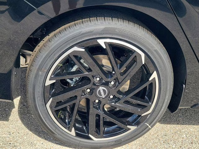 2026 Super Black Nissan Sentra SR FWD Sedan