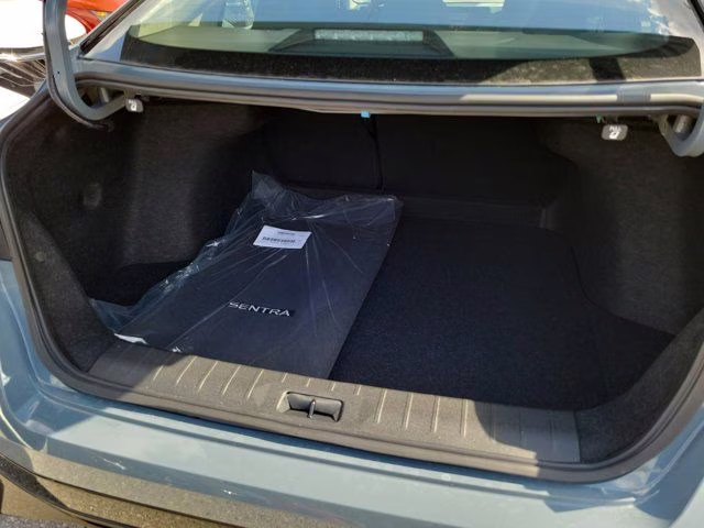 2026 Atlantic Gray/Super Black Nissan Sentra SR FWD Sedan