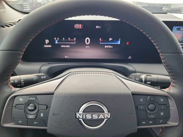 2026 Aspen White/Super Black Nissan Sentra SR FWD Sedan