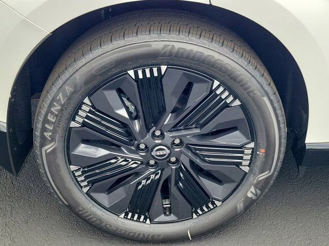 2026 Everest White Pearl Tricoat Nissan Murano Platinum AWD SUV