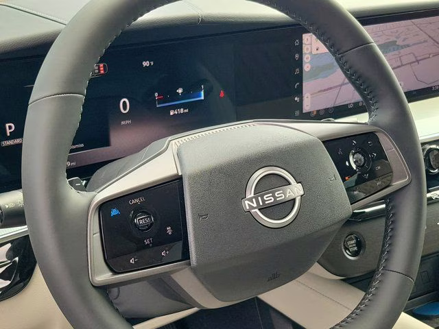 2026 Everest White Pearl Tricoat Nissan Murano Platinum AWD SUV
