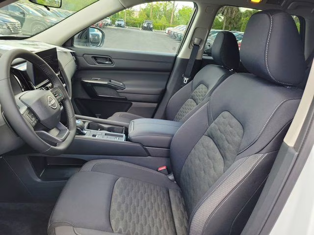 2026 Everest White Pearl Tricoat Nissan Pathfinder SV FWD SUV