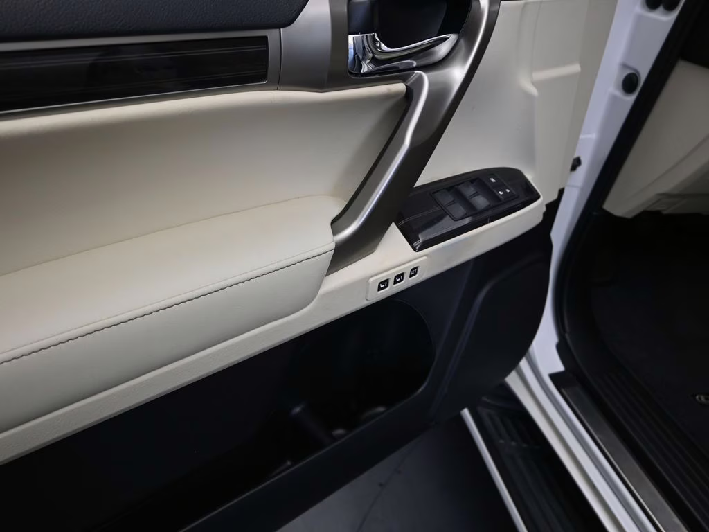 2021 Starfire Pearl Lexus GX 460 4X4 SUV