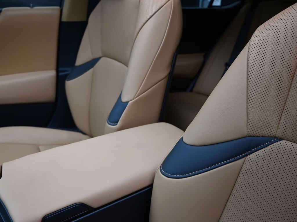 2024 White Pearl Lexus ES 250 AWD Sedan