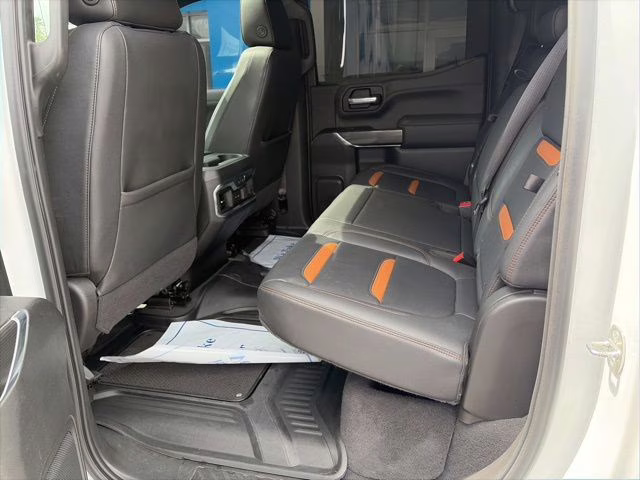2021 Summit White GMC Sierra 1500 AT4 4X4 Truck
