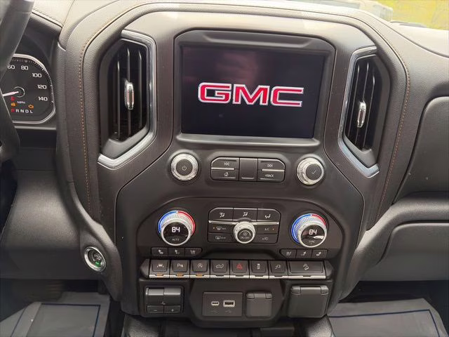 2021 Summit White GMC Sierra 1500 AT4 4X4 Truck