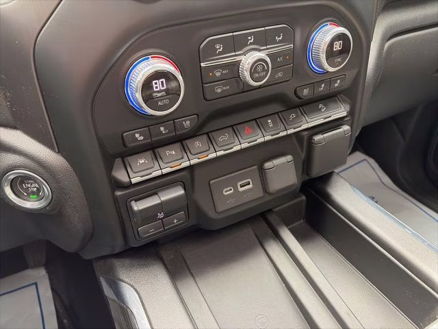 2021 Summit White GMC Sierra 1500 AT4 4X4 Truck