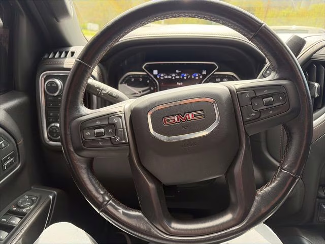 2021 Summit White GMC Sierra 1500 AT4 4X4 Truck