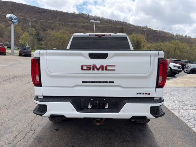 2021 Summit White GMC Sierra 1500 AT4 4X4 Truck