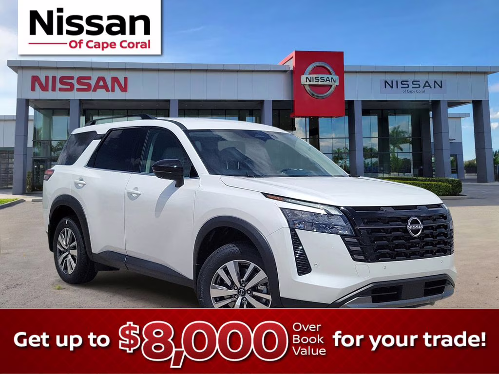 2026 Everest White Pearl Tricoat Nissan Pathfinder SL FWD SUV