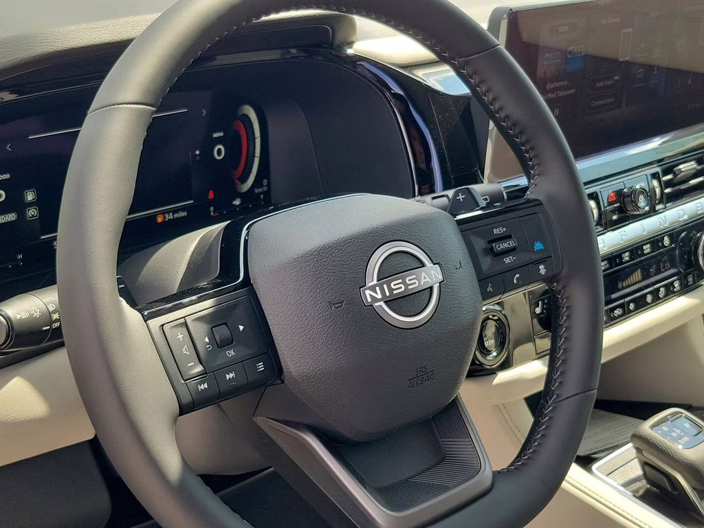 2026 Everest White Pearl Tricoat Nissan Pathfinder SL FWD SUV