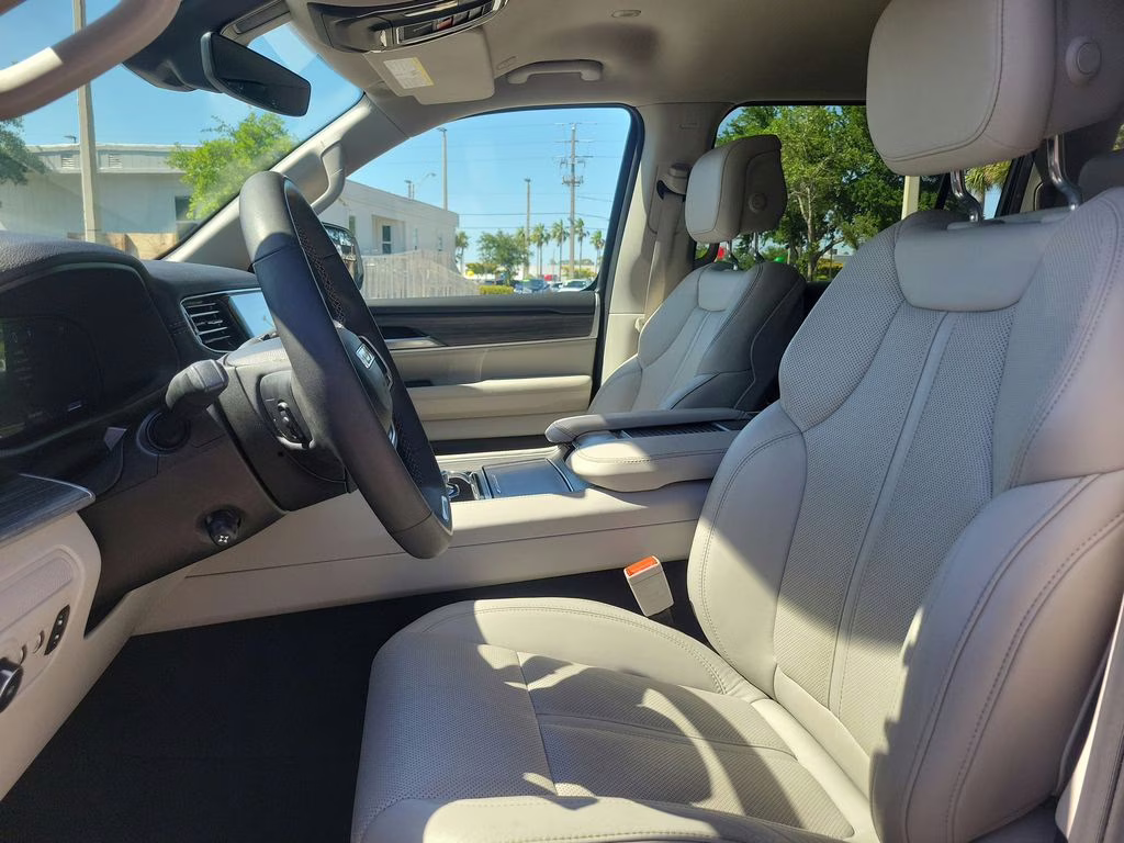 2024 Bright White Clearcoat Jeep Wagoneer Series II 4X4 SUV