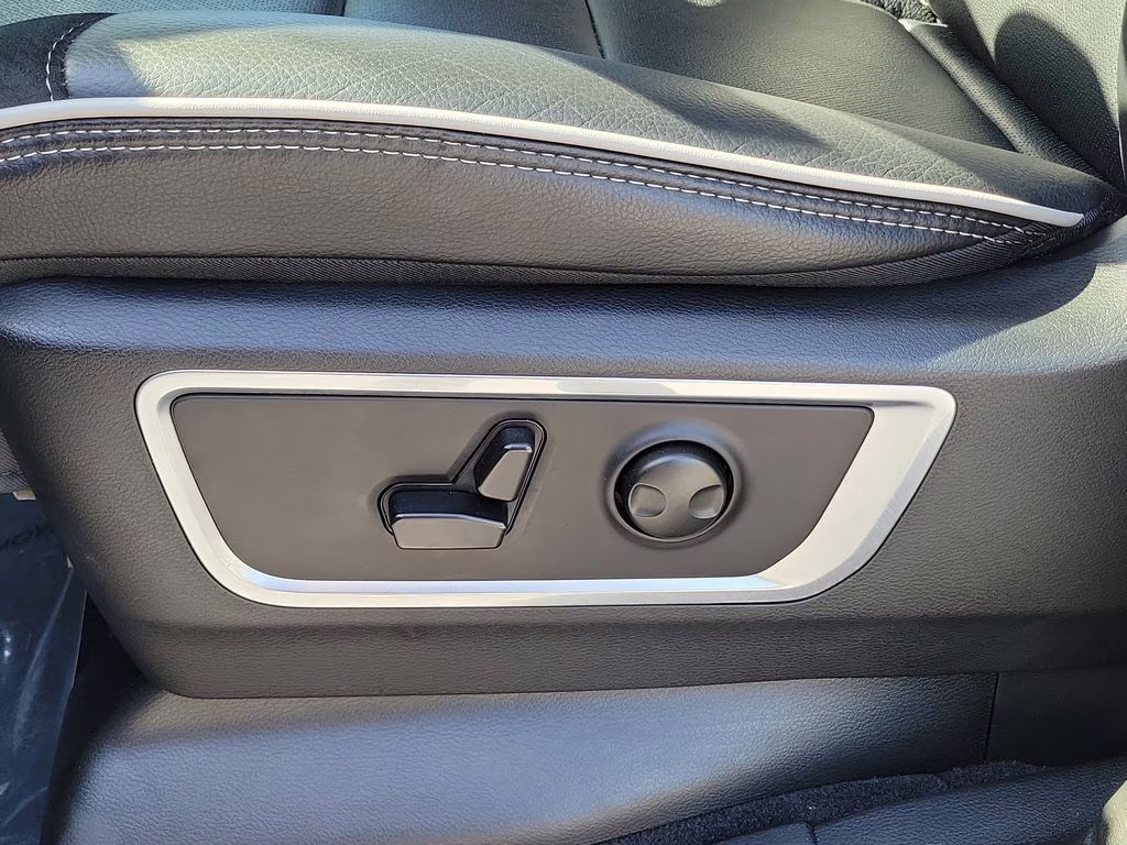 2026 Granite Crystal Metallic Clearcoat Ram 1500 Laramie 4X4 Truck