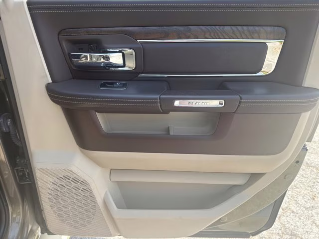 2015 Prairie Pearlcoat Ram 2500 Longhorn 4X4 Truck