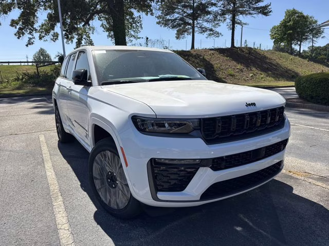 2026 Bright White Clearcoat Jeep Grand Cherokee Limited Reserve 4X4 SUV