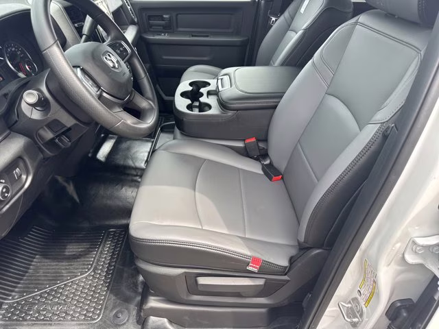 2026 Bright White Clearcoat Ram 2500 Tradesman 4X4 Truck