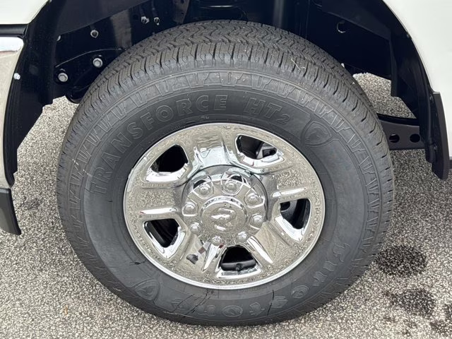 2026 Bright White Clearcoat Ram 2500 Tradesman 4X4 Truck