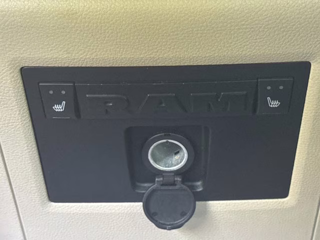 2015 Prairie Pearlcoat Ram 2500 Longhorn 4X4 Truck