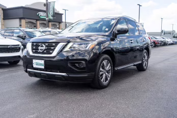 2019 Magnetic Black Pearl Nissan Pathfinder S 4X4 SUV