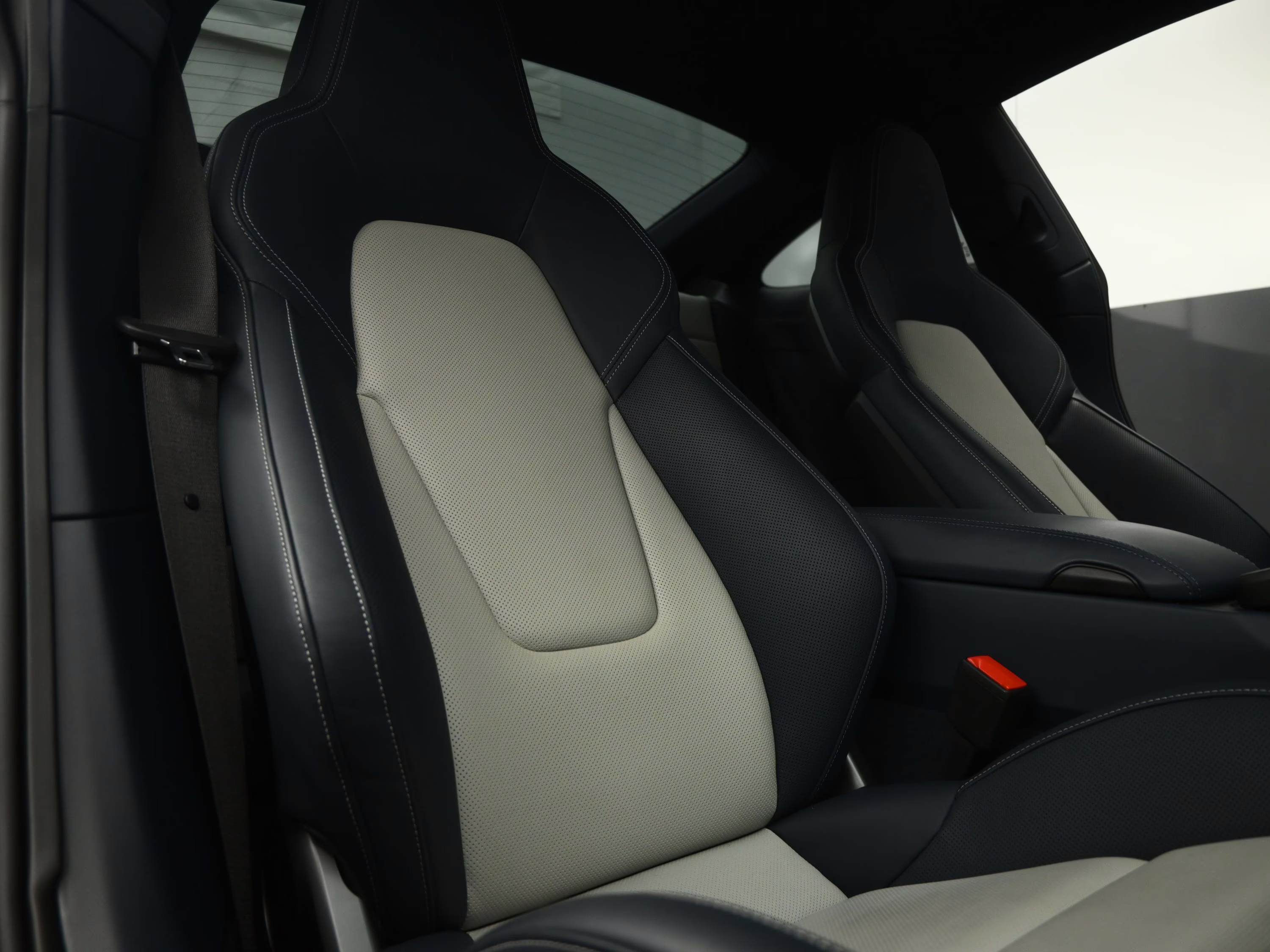 2024 Arctic Grey Porsche 911 Carrera S RWD Coupe