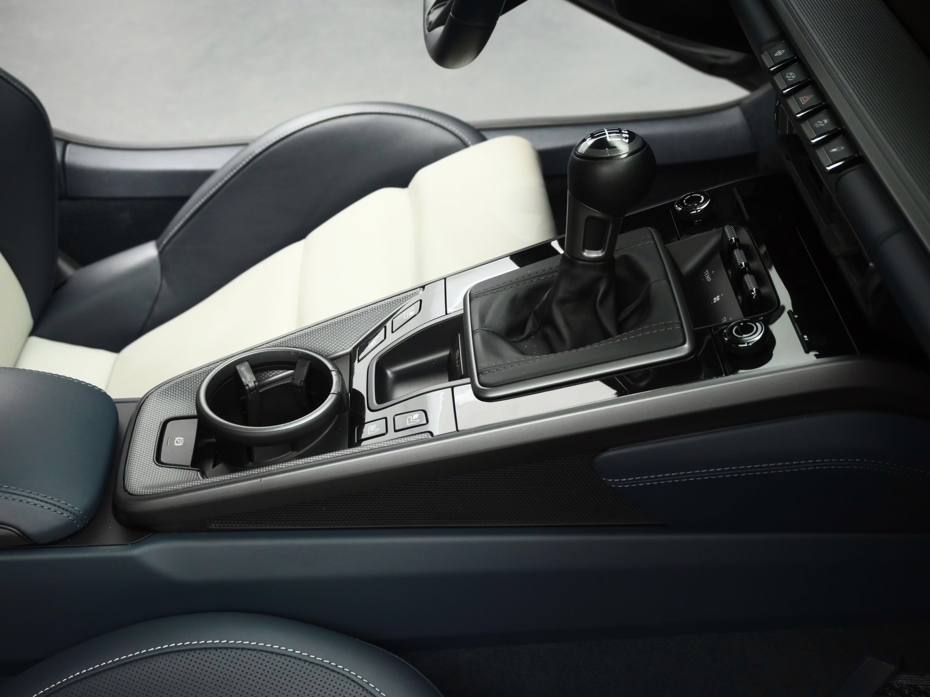 2024 Arctic Grey Porsche 911 Carrera S RWD Coupe