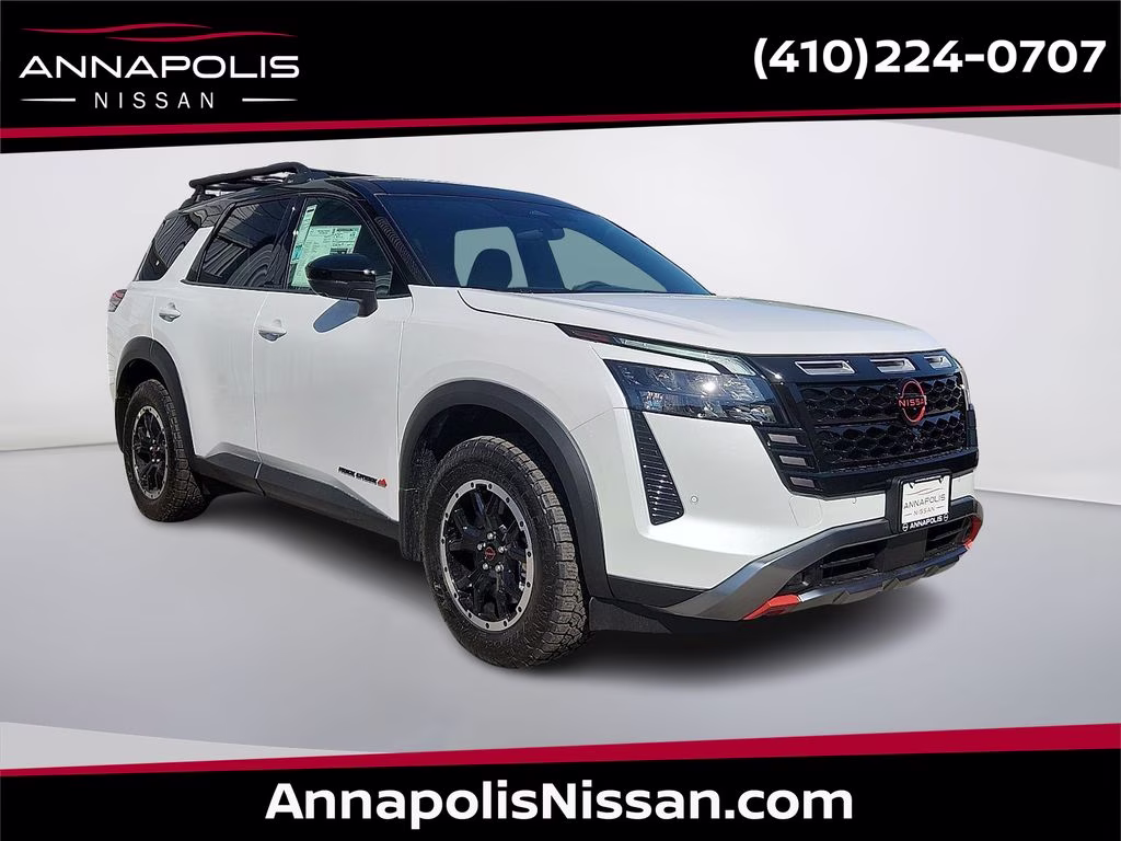 2026 Everest White Pearl/Black Nissan Pathfinder Rock Creek 4X4 SUV