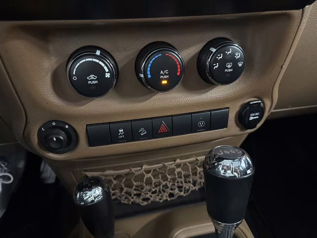 2014 Black Clearcoat Jeep Wrangler Unlimited Sahara 4X4 SUV