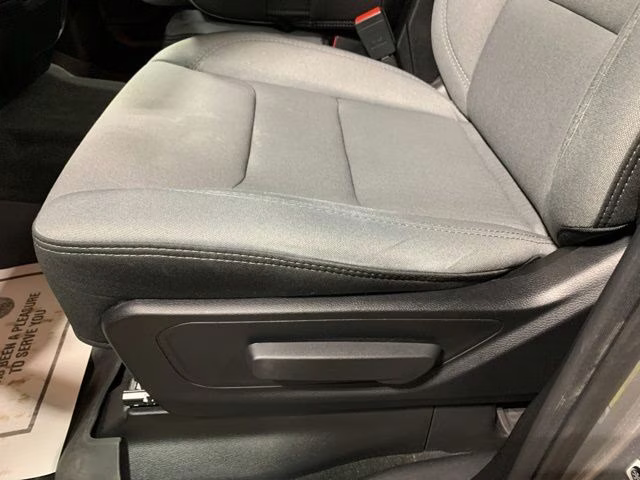 2022 Billet Silver Metallic Clearcoat Ram 1500 Big Horn/Lone Star 4X4 Truck