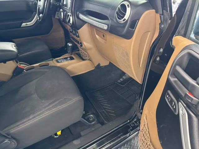 2014 Black Clearcoat Jeep Wrangler Unlimited Sahara 4X4 SUV