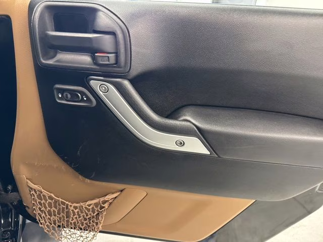 2014 Black Clearcoat Jeep Wrangler Unlimited Sahara 4X4 SUV
